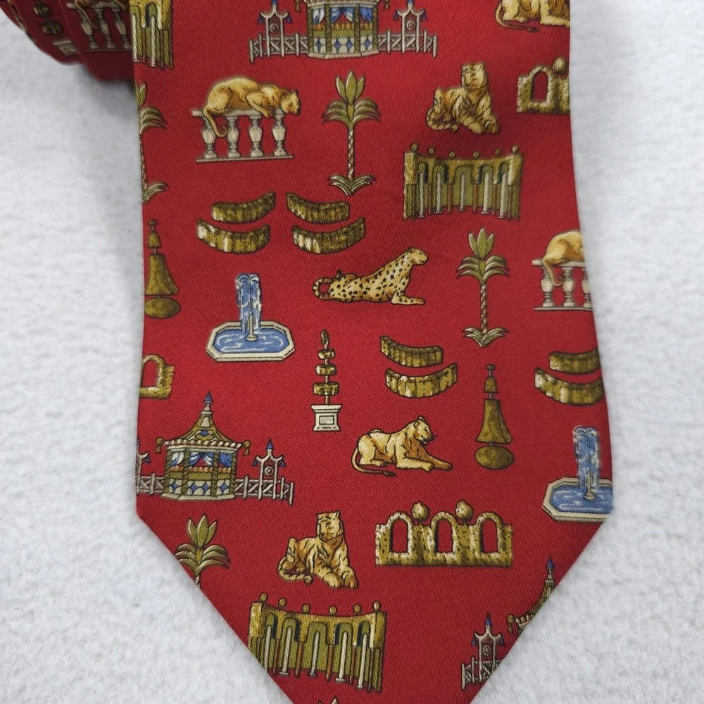 Salvatore Ferragamo Tie Mens Red 100% Silk Made in Italy Animal Novelty Print
